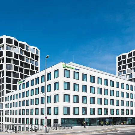 Holiday Inn Express Munich City West By Ihg